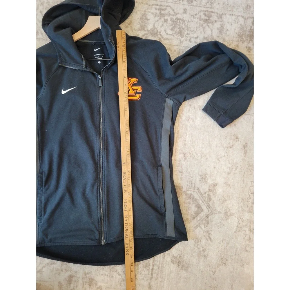 Nike therma fit